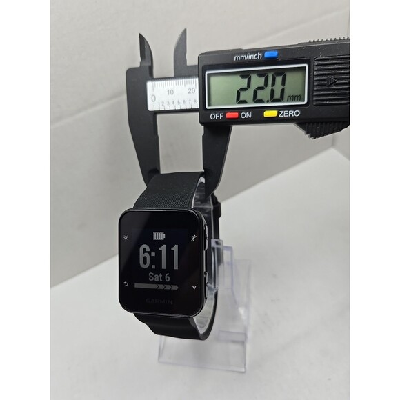 Garmin Forerunner 35 GPS Running Watch HRM Black Bluetooth With Charger - Picture 6 of 11